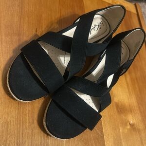 LIFESTRIDE Siesta Espadrilles